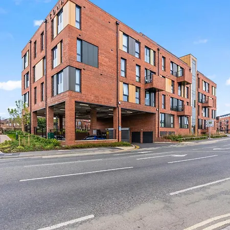 Flat With Gym & Parking- Sleeps 8 - Close To Minister