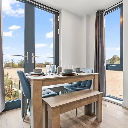 Flat With Gym & Parking- Sleeps 8 - Close To Minister 公寓 约克